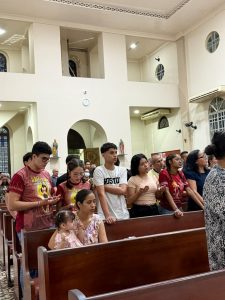 24 10MISSA DE ORDENACAO SACERDOTAL PE. JOHN 11