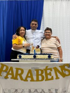 24 10MISSA DE ORDENACAO SACERDOTAL PE. JOHN 37