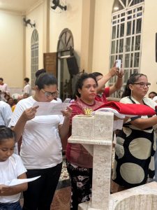 INVESTIDURA E RENOVACAO DOS COROINHAS 103