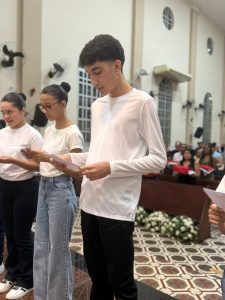 INVESTIDURA E RENOVACAO DOS COROINHAS 121