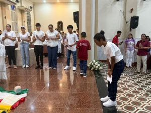 INVESTIDURA E RENOVACAO DOS COROINHAS 129