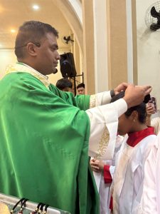 INVESTIDURA E RENOVACAO DOS COROINHAS 51