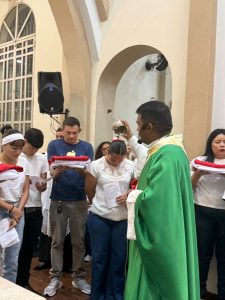 INVESTIDURA E RENOVACAO DOS COROINHAS 95